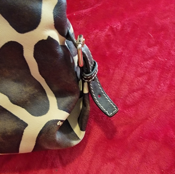 Dooney and Bourke Bag - Picture 2 of 5